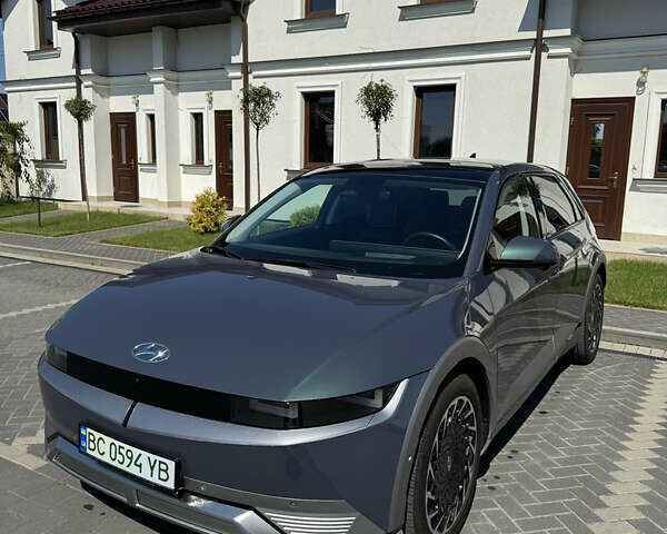 Синий Хендай Ioniq 5, объемом двигателя 0 л и пробегом 6 тыс. км за 30500 $, фото 1 на Automoto.ua