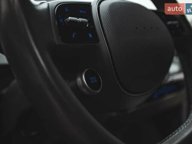 Синий Хендай Ioniq 5, объемом двигателя 0 л и пробегом 67 тыс. км за 23500 $, фото 20 на Automoto.ua