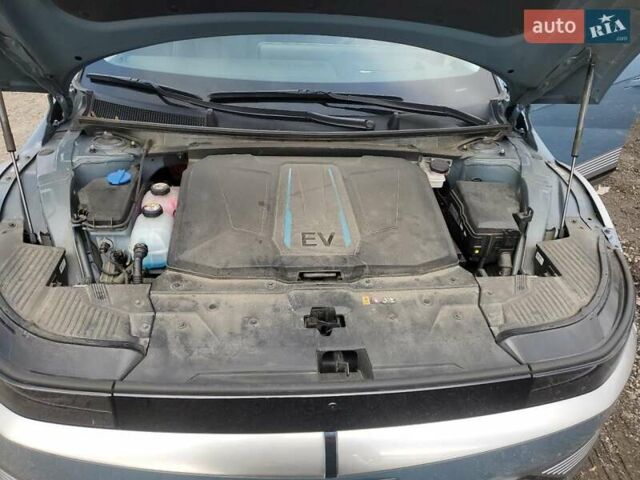 Синий Хендай Ioniq 5, объемом двигателя 0 л и пробегом 120 тыс. км за 8200 $, фото 11 на Automoto.ua