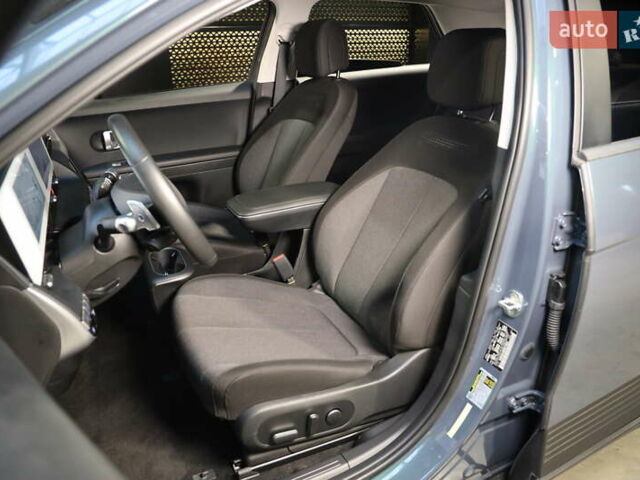 Синий Хендай Ioniq 5, объемом двигателя 0 л и пробегом 29 тыс. км за 23300 $, фото 24 на Automoto.ua