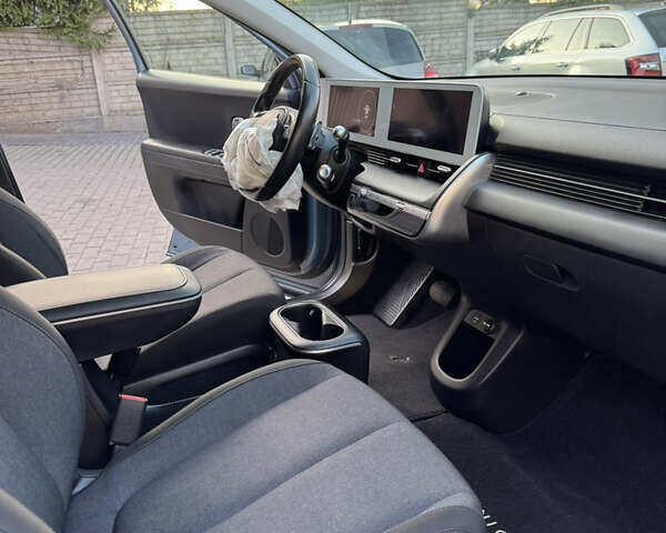 Синий Хендай Ioniq 5, объемом двигателя 0 л и пробегом 139 тыс. км за 14700 $, фото 51 на Automoto.ua