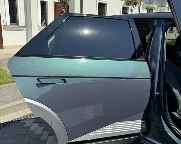 Синий Хендай Ioniq 5, объемом двигателя 0 л и пробегом 6 тыс. км за 30500 $, фото 59 на Automoto.ua