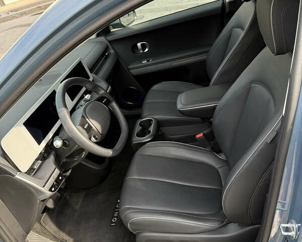 Синий Хендай Ioniq 5, объемом двигателя 0 л и пробегом 22 тыс. км за 24500 $, фото 5 на Automoto.ua