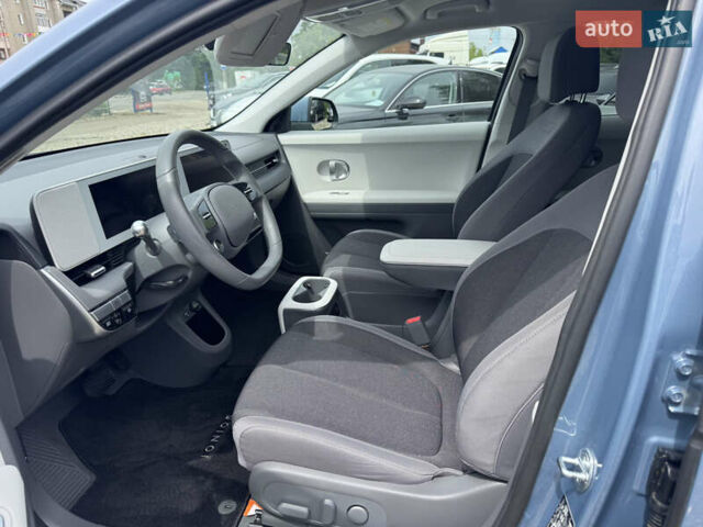 Синій Хендай Ioniq 5, об'ємом двигуна 0 л та пробігом 16 тис. км за 25200 $, фото 14 на Automoto.ua