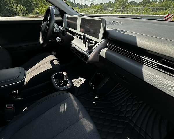 Хендай Ioniq 5 2022 в Тернополе на Automoto.ua Синий Хендай Ioniq 5, объемом двигателя 0 л и пробегом 77 тыс. км за 24800 $, фото 31 на Automoto.ua