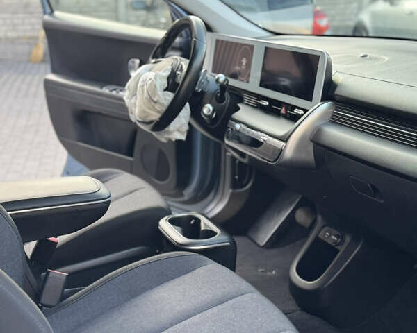 Синий Хендай Ioniq 5, объемом двигателя 0 л и пробегом 139 тыс. км за 14700 $, фото 57 на Automoto.ua