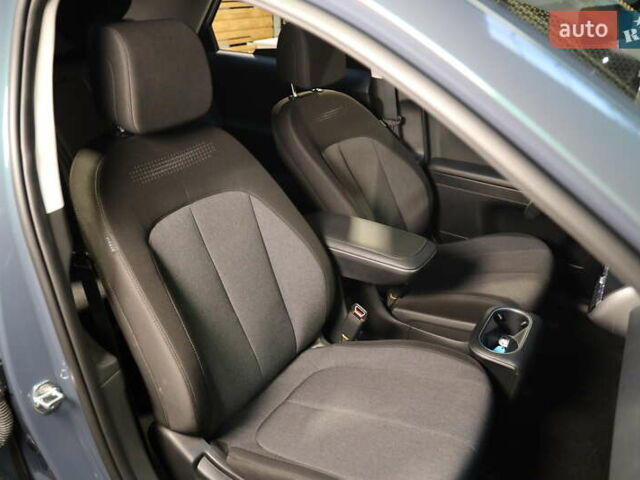 Синий Хендай Ioniq 5, объемом двигателя 0 л и пробегом 29 тыс. км за 23300 $, фото 39 на Automoto.ua