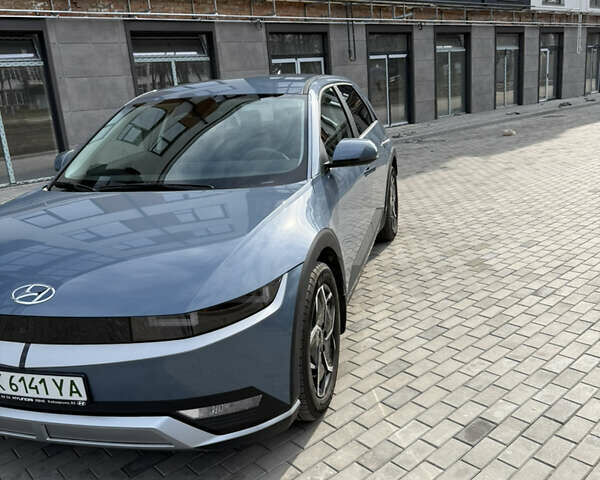 Синий Хендай Ioniq 5, объемом двигателя 0 л и пробегом 22 тыс. км за 24500 $, фото 1 на Automoto.ua