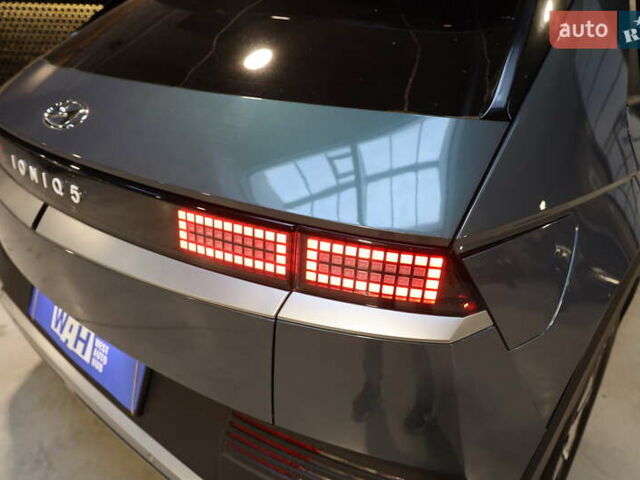 Синий Хендай Ioniq 5, объемом двигателя 0 л и пробегом 29 тыс. км за 23300 $, фото 7 на Automoto.ua