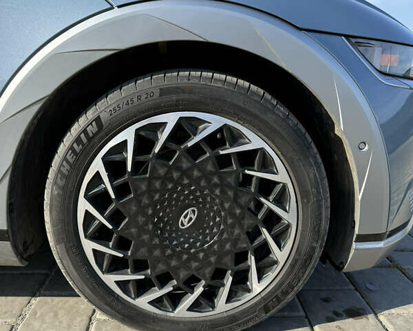 Синий Хендай Ioniq 5, объемом двигателя 0 л и пробегом 25 тыс. км за 26900 $, фото 22 на Automoto.ua