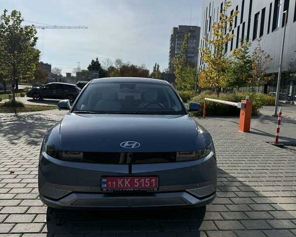 Синий Хендай Ioniq 5, объемом двигателя 0 л и пробегом 25 тыс. км за 26900 $, фото 1 на Automoto.ua
