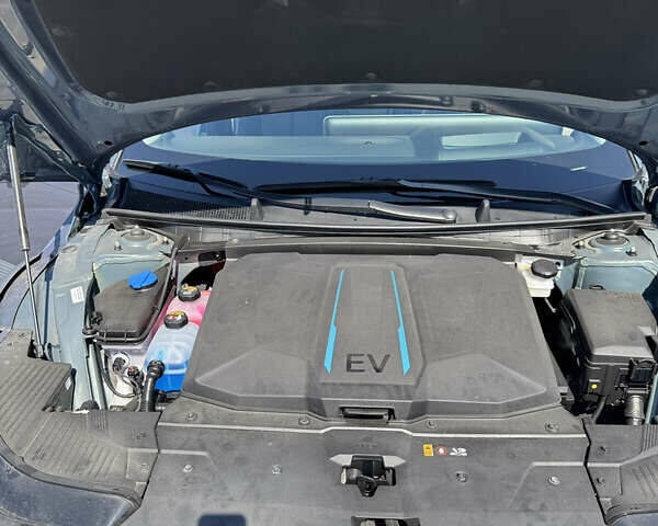 Синий Хендай Ioniq 5, объемом двигателя 0 л и пробегом 6 тыс. км за 30500 $, фото 58 на Automoto.ua