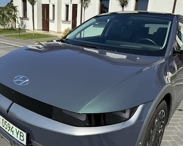 Синий Хендай Ioniq 5, объемом двигателя 0 л и пробегом 6 тыс. км за 30500 $, фото 25 на Automoto.ua
