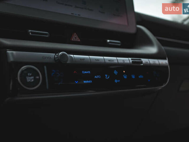 Синий Хендай Ioniq 5, объемом двигателя 0 л и пробегом 67 тыс. км за 23500 $, фото 24 на Automoto.ua