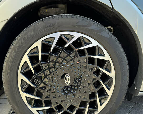 Синий Хендай Ioniq 5, объемом двигателя 0 л и пробегом 6 тыс. км за 30500 $, фото 63 на Automoto.ua