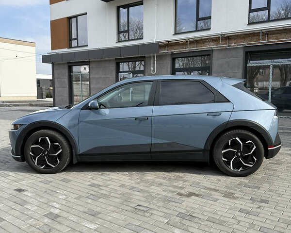 Синий Хендай Ioniq 5, объемом двигателя 0 л и пробегом 22 тыс. км за 24500 $, фото 3 на Automoto.ua