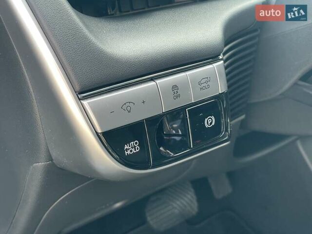 Синій Хендай Ioniq 5, об'ємом двигуна 0 л та пробігом 40 тис. км за 30990 $, фото 21 на Automoto.ua