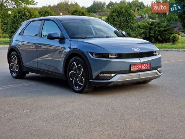 Синий Хендай Ioniq 5, объемом двигателя 0 л и пробегом 19 тыс. км за 33900 $, фото 4 на Automoto.ua