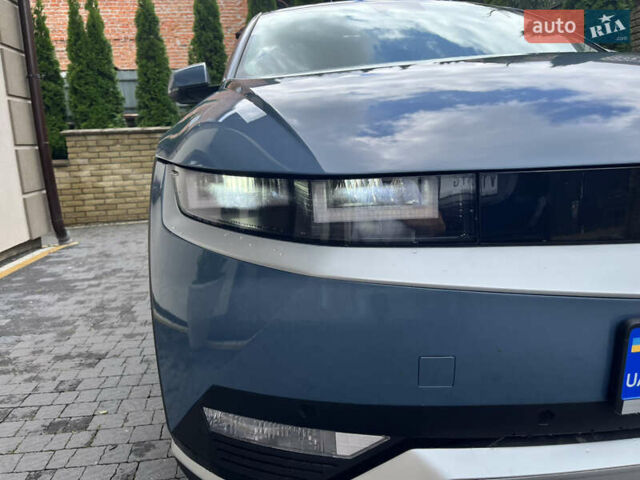 Синий Хендай Ioniq 5, объемом двигателя 0 л и пробегом 24 тыс. км за 28300 $, фото 4 на Automoto.ua