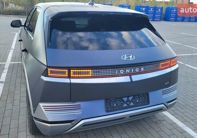 Синий Хендай Ioniq 5, объемом двигателя 0 л и пробегом 33 тыс. км за 31900 $, фото 8 на Automoto.ua