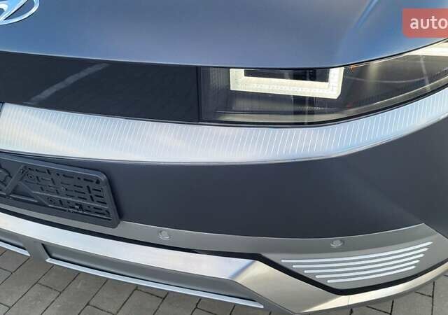 Синий Хендай Ioniq 5, объемом двигателя 0 л и пробегом 33 тыс. км за 31900 $, фото 5 на Automoto.ua