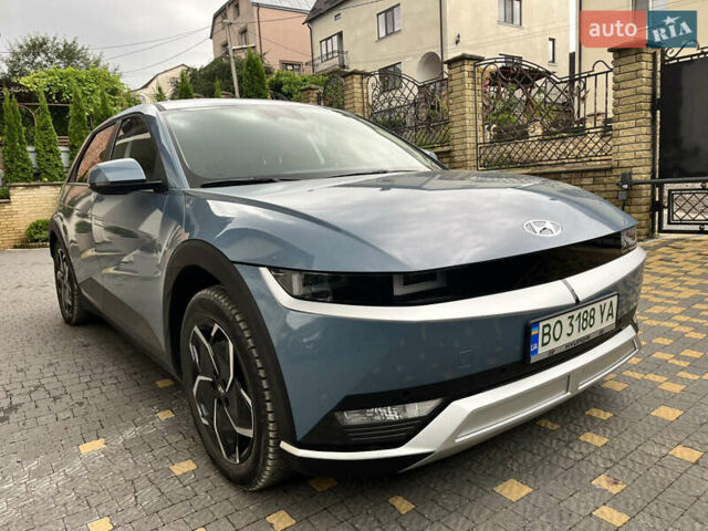 Синий Хендай Ioniq 5, объемом двигателя 0 л и пробегом 24 тыс. км за 28300 $, фото 3 на Automoto.ua