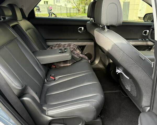 Синий Хендай Ioniq 5, объемом двигателя 0 л и пробегом 23 тыс. км за 27500 $, фото 9 на Automoto.ua