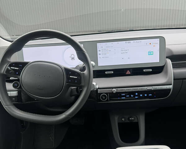 Синий Хендай Ioniq 5, объемом двигателя 0 л и пробегом 43 тыс. км за 24500 $, фото 6 на Automoto.ua