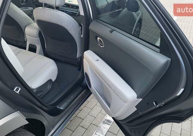 Синий Хендай Ioniq 5, объемом двигателя 0 л и пробегом 33 тыс. км за 31900 $, фото 24 на Automoto.ua