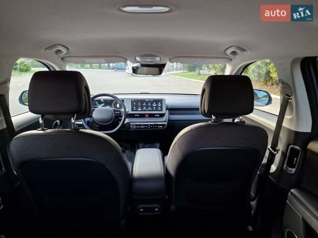 Синий Хендай Ioniq 5, объемом двигателя 0 л и пробегом 19 тыс. км за 33900 $, фото 17 на Automoto.ua