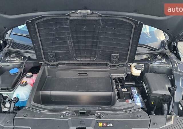 Синий Хендай Ioniq 5, объемом двигателя 0 л и пробегом 33 тыс. км за 31900 $, фото 10 на Automoto.ua