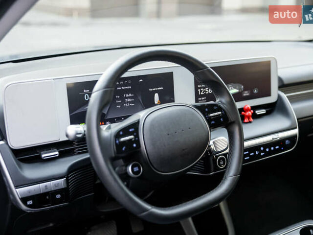 Синій Хендай Ioniq 5, об'ємом двигуна 0 л та пробігом 13 тис. км за 26900 $, фото 16 на Automoto.ua