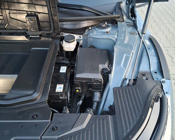 Синий Хендай Ioniq 5, объемом двигателя 0 л и пробегом 26 тыс. км за 25990 $, фото 30 на Automoto.ua