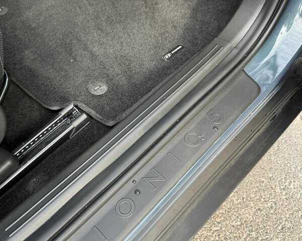 Синий Хендай Ioniq 5, объемом двигателя 0 л и пробегом 23 тыс. км за 27500 $, фото 12 на Automoto.ua