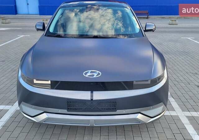 Синий Хендай Ioniq 5, объемом двигателя 0 л и пробегом 33 тыс. км за 31900 $, фото 6 на Automoto.ua