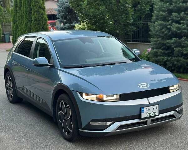 Синий Хендай Ioniq 5, объемом двигателя 0 л и пробегом 99 тыс. км за 25900 $, фото 9 на Automoto.ua