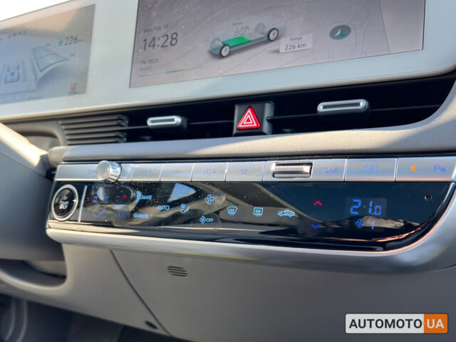 Синий Хендай Ioniq 5, объемом двигателя 77 л и пробегом 1000 тыс. км за 40700 $, фото 13 на Automoto.ua