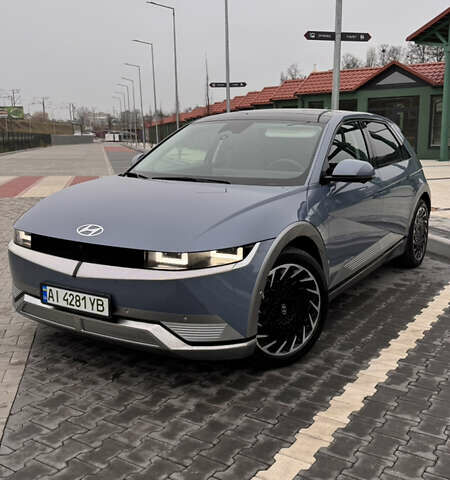 Синий Хендай Ioniq 5, объемом двигателя 0 л и пробегом 14 тыс. км за 33490 $, фото 2 на Automoto.ua