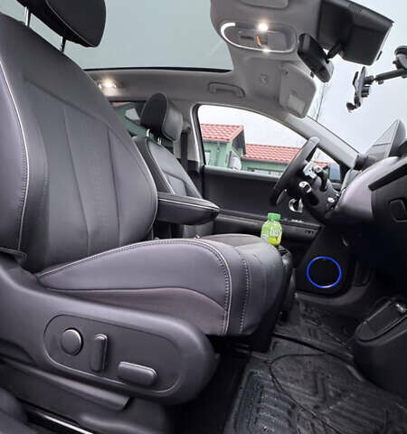 Синий Хендай Ioniq 5, объемом двигателя 0 л и пробегом 14 тыс. км за 33490 $, фото 7 на Automoto.ua