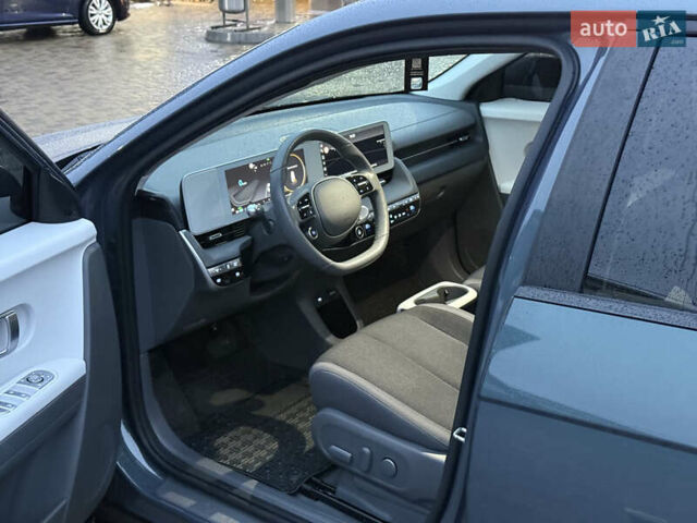 Синій Хендай Ioniq 5, об'ємом двигуна 0 л та пробігом 13 тис. км за 28500 $, фото 35 на Automoto.ua
