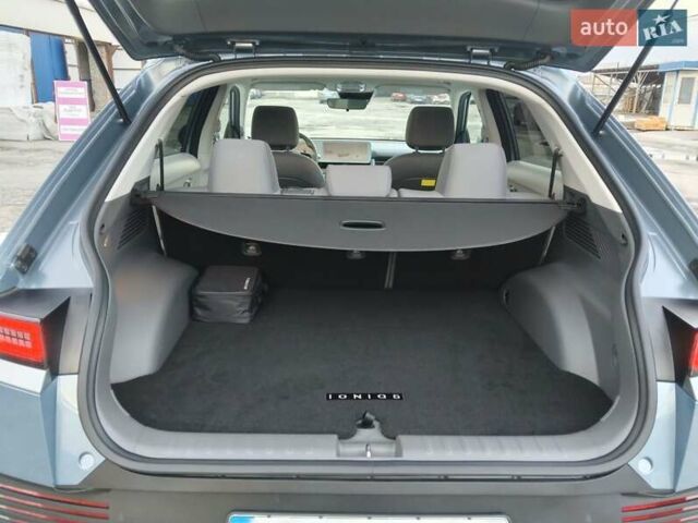 Синий Хендай Ioniq 5, объемом двигателя 0 л и пробегом 9 тыс. км за 25700 $, фото 29 на Automoto.ua