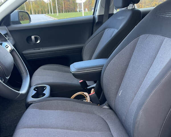 Синий Хендай Ioniq 5, объемом двигателя 0 л и пробегом 14 тыс. км за 23200 $, фото 7 на Automoto.ua