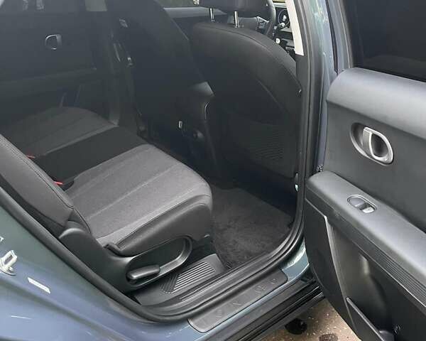 Синий Хендай Ioniq 5, объемом двигателя 0 л и пробегом 8 тыс. км за 29000 $, фото 38 на Automoto.ua