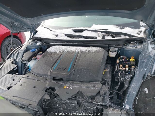 Синий Хендай Ioniq 5, объемом двигателя 0 л и пробегом 6 тыс. км за 13300 $, фото 10 на Automoto.ua