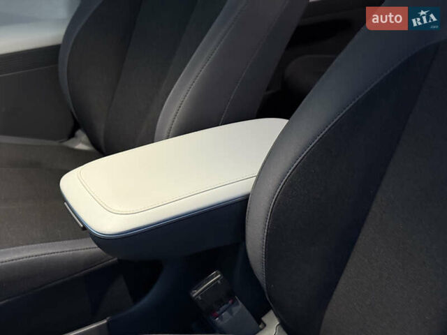 Синій Хендай Ioniq 5, об'ємом двигуна 0 л та пробігом 13 тис. км за 28500 $, фото 46 на Automoto.ua