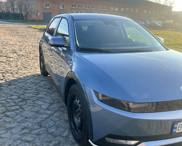Синий Хендай Ioniq 5, объемом двигателя 0 л и пробегом 20 тыс. км за 25500 $, фото 2 на Automoto.ua