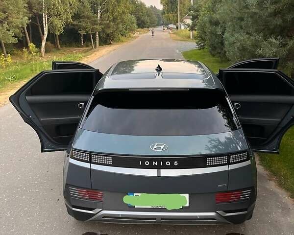 Синий Хендай Ioniq 5, объемом двигателя 0 л и пробегом 8 тыс. км за 29000 $, фото 2 на Automoto.ua