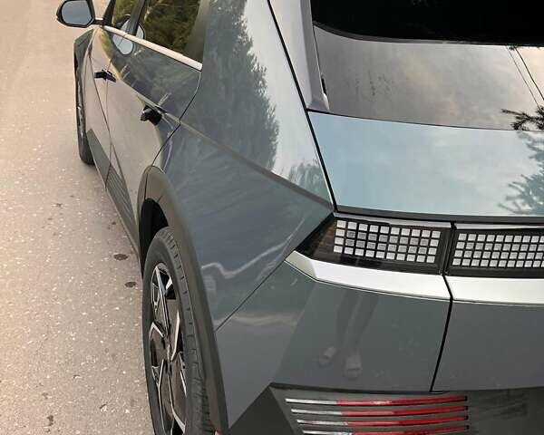 Синий Хендай Ioniq 5, объемом двигателя 0 л и пробегом 8 тыс. км за 29000 $, фото 50 на Automoto.ua