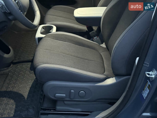 Синій Хендай Ioniq 5, об'ємом двигуна 0 л та пробігом 13 тис. км за 28500 $, фото 37 на Automoto.ua