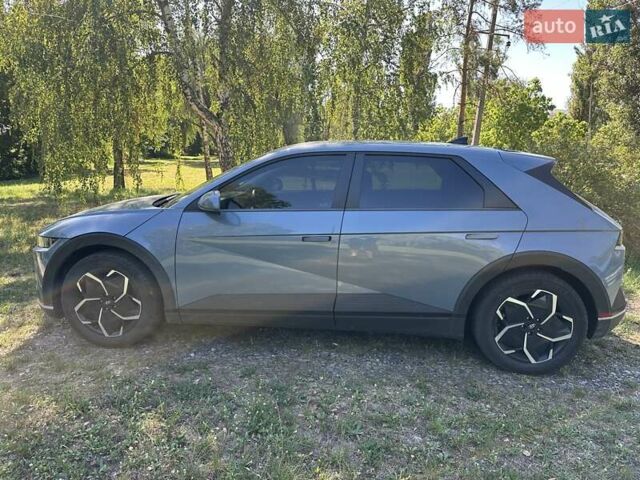 Синий Хендай Ioniq 5, объемом двигателя 0 л и пробегом 8 тыс. км за 27800 $, фото 6 на Automoto.ua